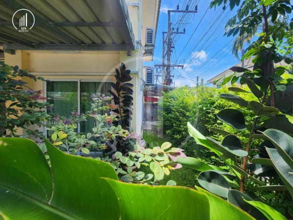 Image of Corner House Behind Thalang Hospital - HSTL3114