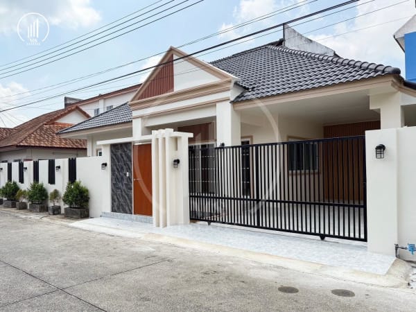 Main image of Panason Parkville 3  - HSTL2302