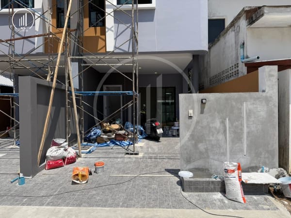 Image of Maneekram , Chalong - HSCL3131