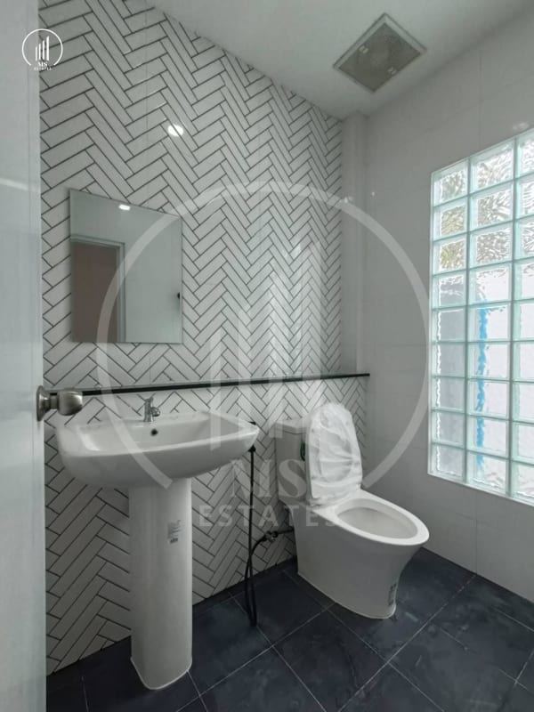 Main image of Modern House for Rent - HRPK2055