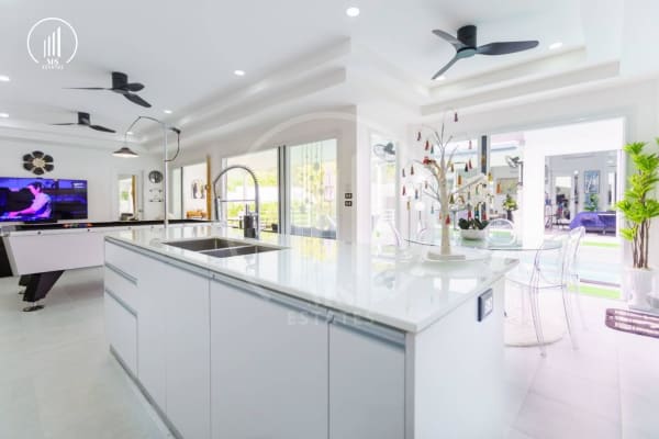 Main image of  Pool Villa for Sale or Rent in Rawai  - VSRW2100