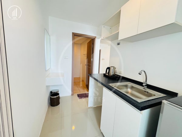 Main image of  The Royal Place - CSMP2345