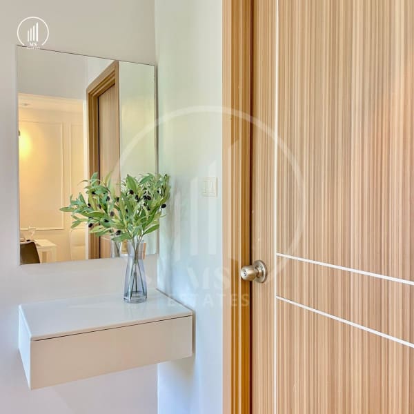 Main image of The Royal Place  - CSMP2319