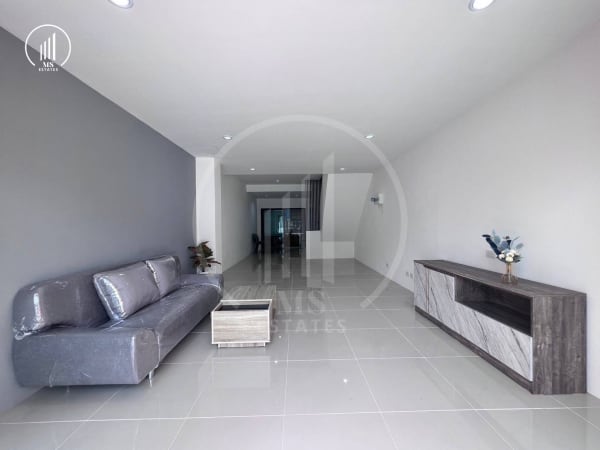 Image of Golden Ville 5  - HSMP1699