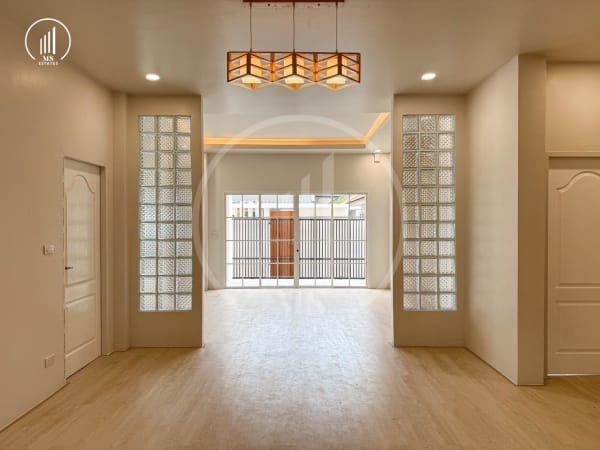 Main image of Panason Parkville 3  - HSTL2302