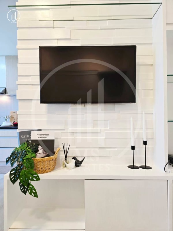 Main image of Plus Condominium 1 - CSKT2166