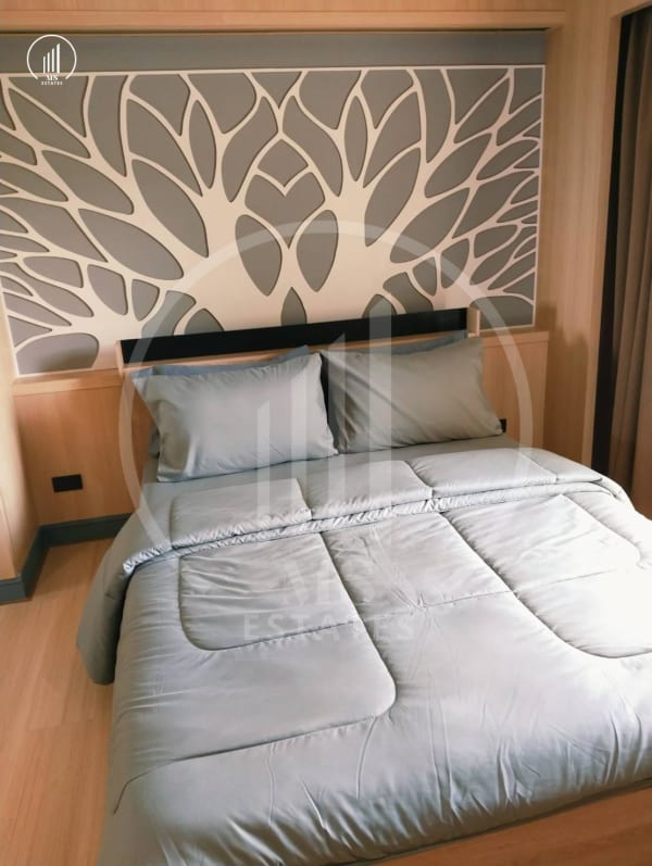 Main image of The Green Places Condominium - CRMP2676