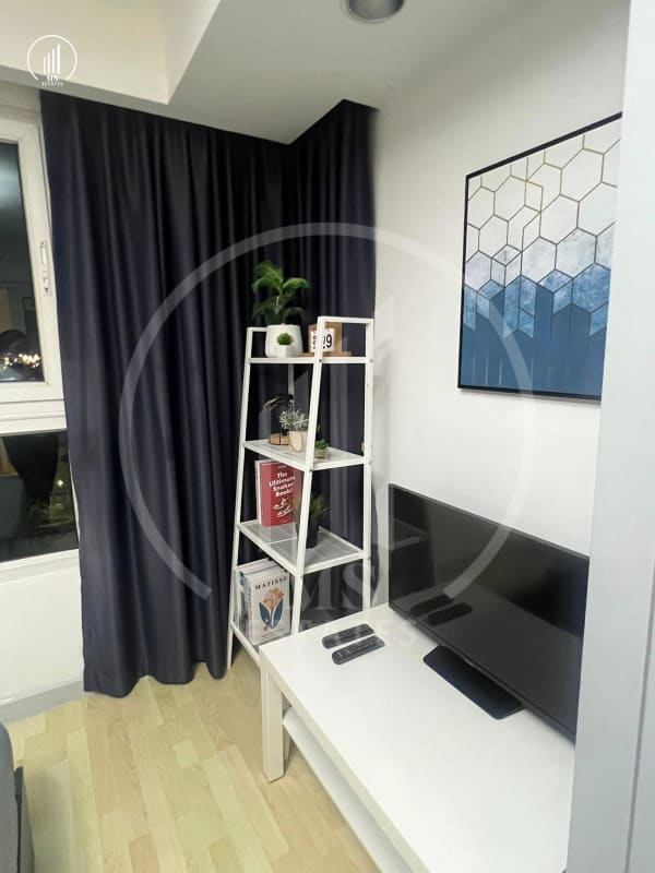 Image of The Royal Place Condominium - CRMP3011