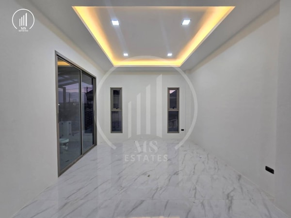 Main image of Stunning Two-Story Detached House - VSCL2044