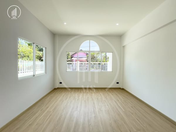 Image of Newly Renovated Home for Sale - HSTL2089