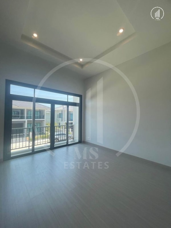 Image of Brand New Supalai Lake View - HSKK1558