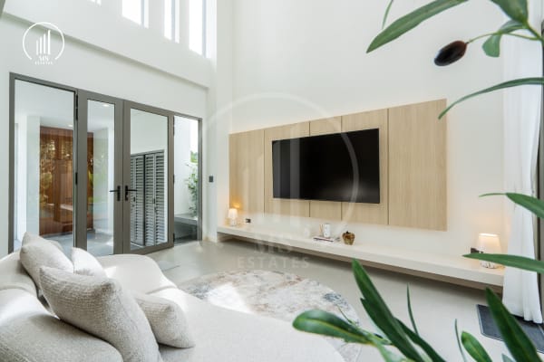 Image of Modern Pool Villa near Laguna - VSLG1850