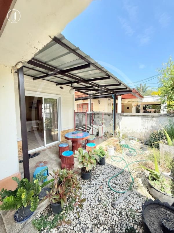 Main image of Charoensuk - HSKK2080