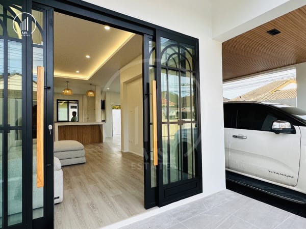 Image of Suriyaporn Place - HSCL1821