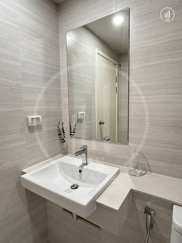 Image of Phyll Condo - CRMP1577