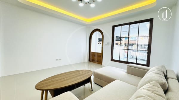 Main image of White House in Than Thong 1 - HSMP1421