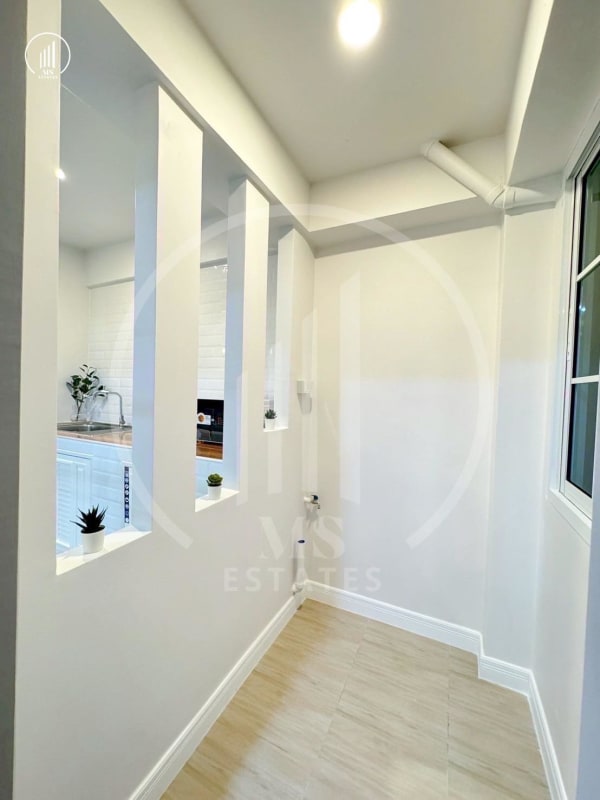 Main image of Fueng Fah Condotel - CSWC2681