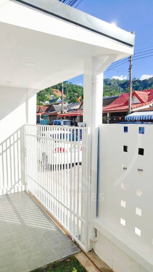 Image of Irrawaddy Village - HSMP1620