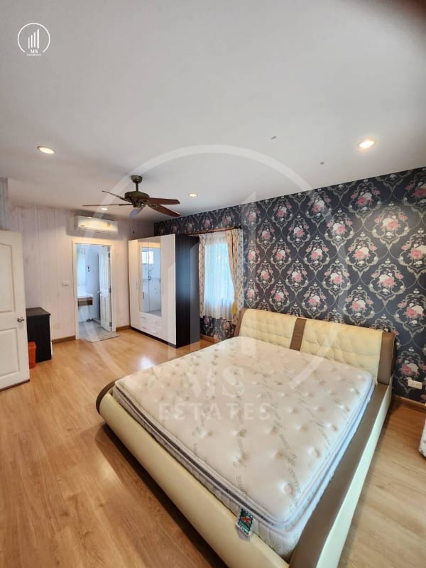 Main image of  Passorn Kathu  - HRKT2934