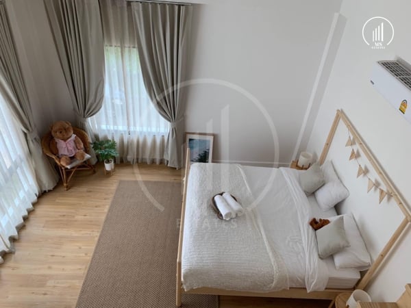 Main image of Mono Plus Palai - HRCL1359