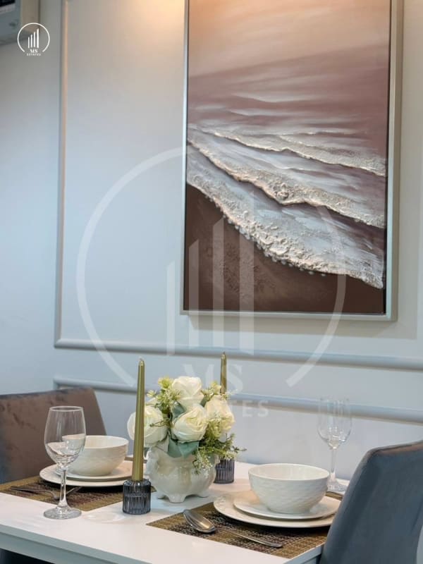 Image of The Royal Place Condominium - HRMP2958