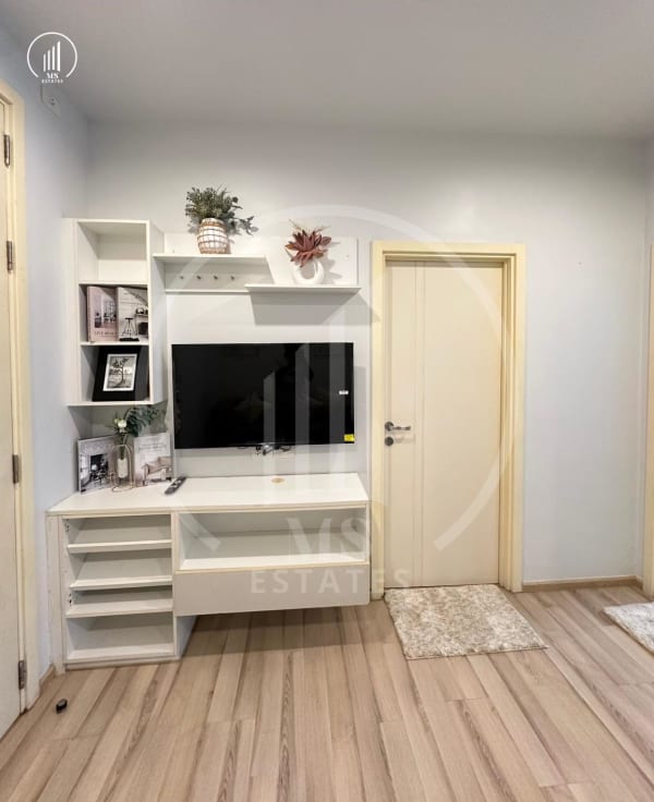 Main image of The Best Uptown condominium - CRMP2205