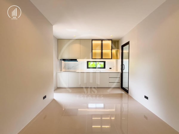 Main image of Luxury Pool Villa for Sale in Bangjo-Baan Yaa Area - VSTL1882