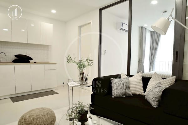Image of The Square Condominium - CSMP2856
