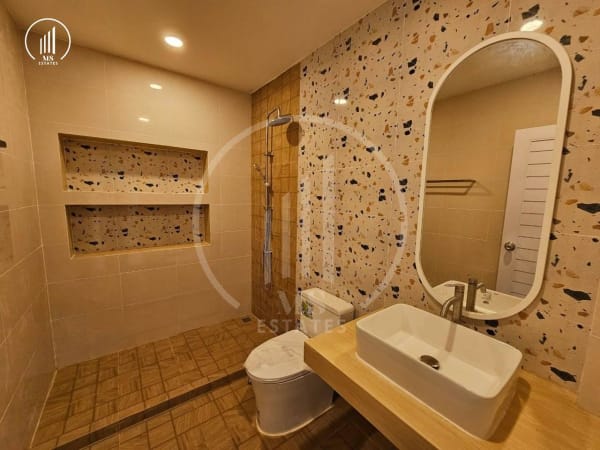 Main image of Renovated Home for Sale Vichit Zone  - HSMP1865