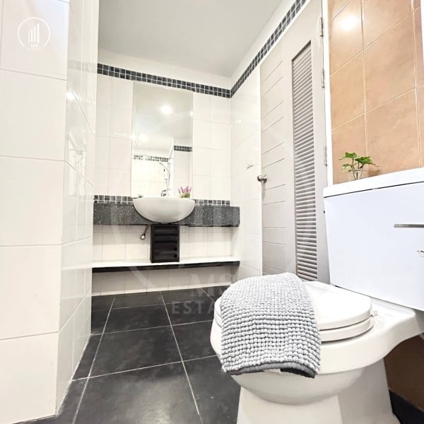 Image of Ratchaporn Place - CSKT1788