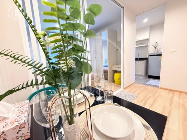 Main image of  The Base Height  - CRMP2273