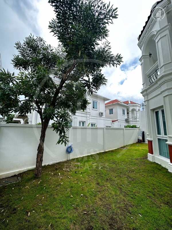 Image of Supicha Sino Kohkeaw - HRKK1497