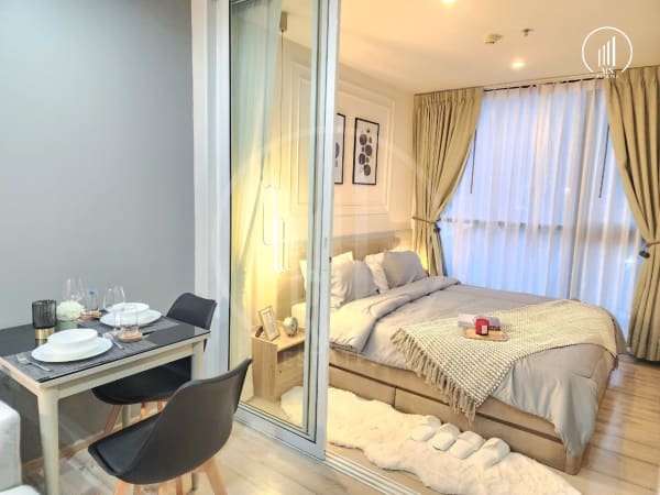 Main image of The Base Height  - CSMP1300