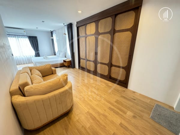 Main image of Cozy Boat Avenue Villa - VRCT1459