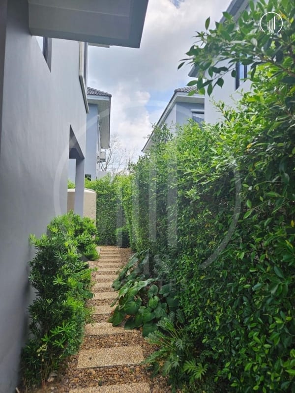 Image of Crown Estate - HSKK1533