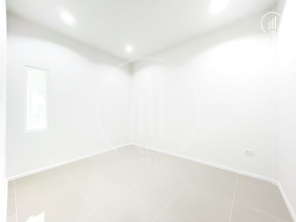 Main image of Srisuchat Grand View Village - HSMP1409