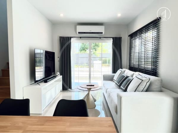 Main image of Anasiri Pa Khlok - HRPK1522