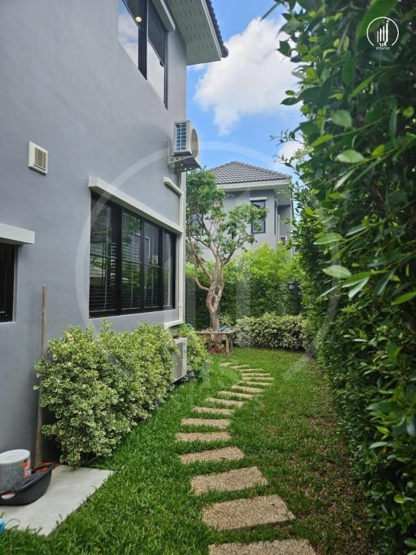 Image of Crown Estate - HSKK1533