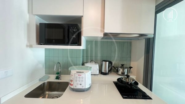 Image of Phyll Condo - CRMP1573