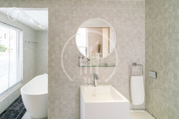 Main image of The Residence Prime - VSLG1326