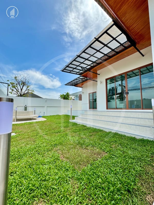 Main image of Ma Nee Kram Pool Villa  - VRCL1351