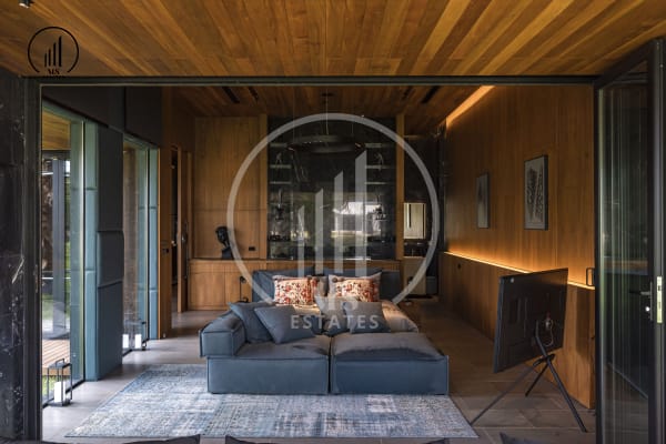 Main image of The Victory - VSTL1328