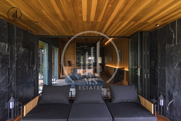 Main image of The Victory - VSTL1328