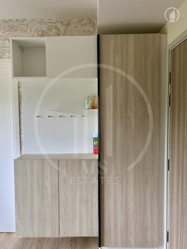 Image of Phyll Condo - CRMP1585