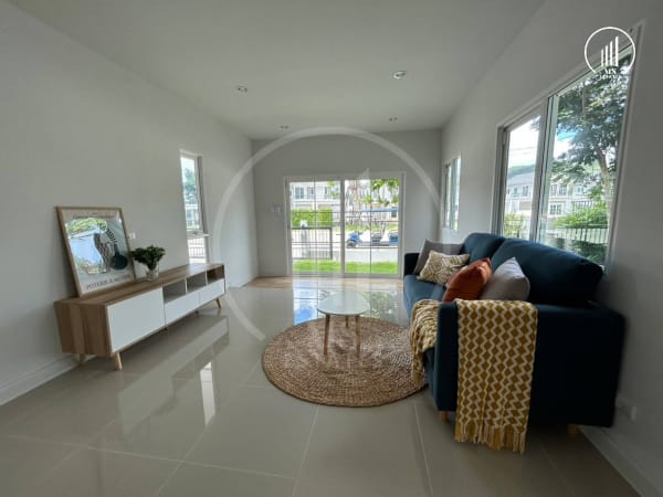 Image of Anasiri Pa Khlok - HRPK1502