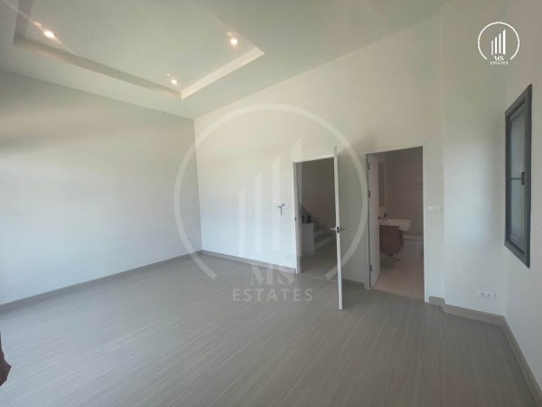 Image of Brand New Supalai Lake View - HSKK1558