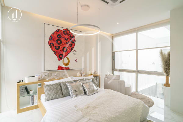 Main image of The Residence Prime - VSLG1326