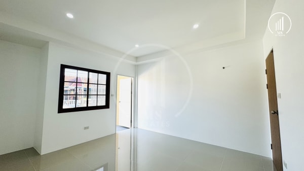 Main image of White House in Than Thong 1 - HSMP1421