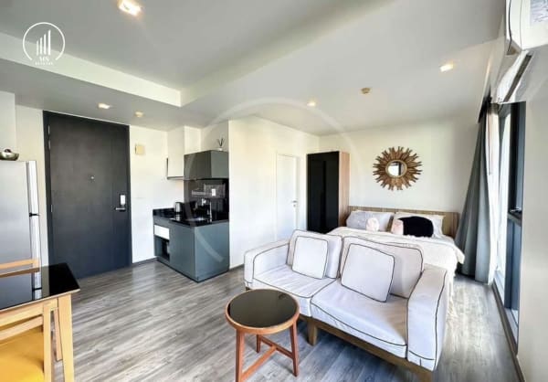 Main image of The Deck Patong - CRPT1360