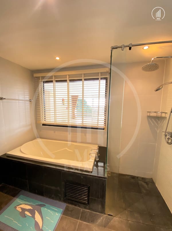 Main image of Bayshore OceanView Condo 2 bedrooms - CRPT1528